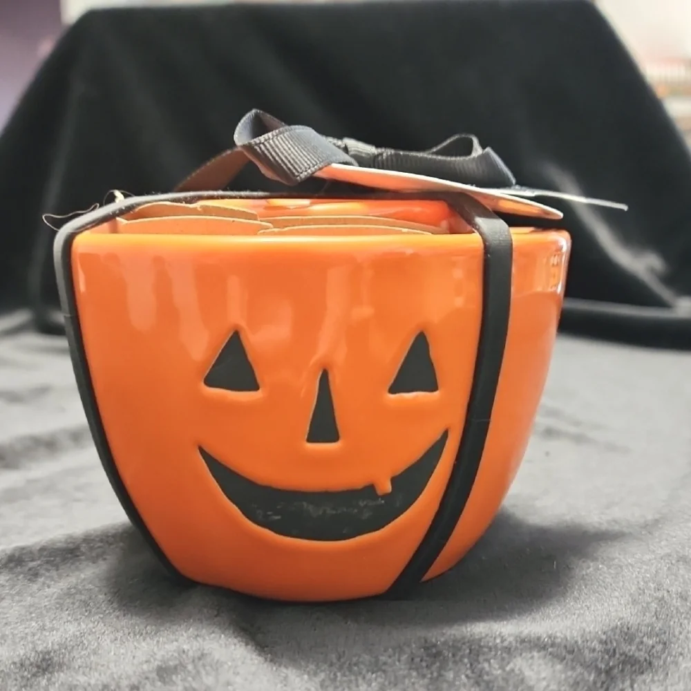 Rae Dunn Halloween Jack-o-lantern Measuring Cup Set